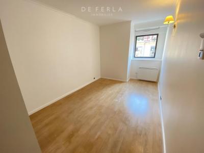For rent Paris-14eme-arrondissement 3 rooms 75 m2 Paris (75014) photo 4