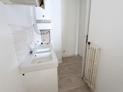For rent Nantes 1 room 28 m2 Loire atlantique (44000) photo 1