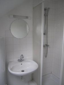 For rent Nantes 1 room 15 m2 Loire atlantique (44300) photo 4