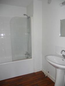 For rent Nantes 2 rooms 43 m2 Loire atlantique (44300) photo 2