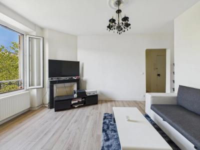 For sale Stains 2 rooms 47 m2 Seine saint denis (93240) photo 3