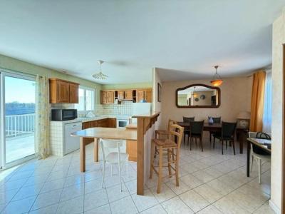 For sale Malguenac 6 rooms 110 m2 Morbihan (56300) photo 3