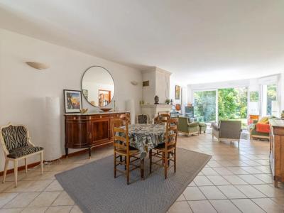 Acheter Maison 210 m2 Saint-maur-des-fosses