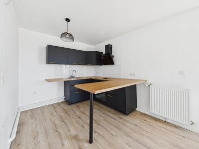 For sale Pierrefitte-sur-seine 3 rooms 68 m2 Seine saint denis (93380) photo 2