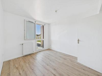 For sale Pierrefitte-sur-seine 3 rooms 68 m2 Seine saint denis (93380) photo 3