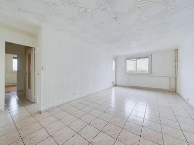 For sale Saint-priest 4 rooms 85 m2 Rhone (69800) photo 1