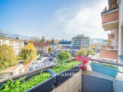 For sale Annecy 2 rooms 64 m2 Haute savoie (74000) photo 2