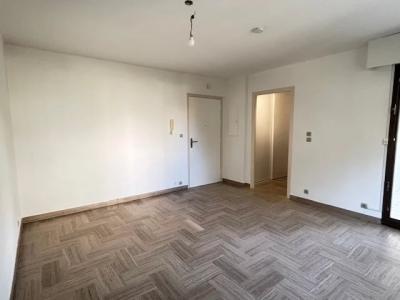 Louer Appartement 26 m2 Cannes