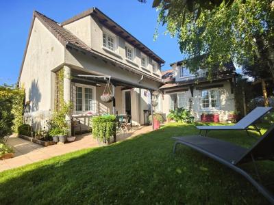 For sale Clayes-sous-bois 8 rooms 128 m2 Yvelines (78340) photo 1