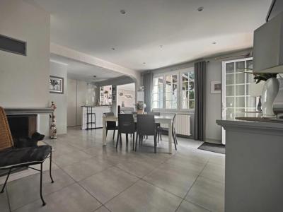 For sale Clayes-sous-bois 8 rooms 128 m2 Yvelines (78340) photo 3
