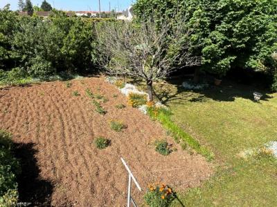 For sale Ruffec 5 rooms 131 m2 Charente (16700) photo 3