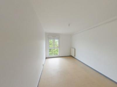 Louer Appartement 85 m2 Saint-amand-montrond