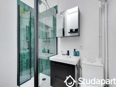 For rent Paris-8eme-arrondissement 1 room 14 m2 Paris (75008) photo 3