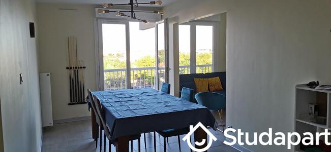 Louer Appartement 11 m2 Vaulx-en-velin