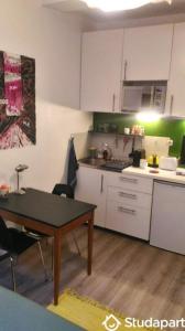 For rent Dijon 1 room 14 m2 Cote d'or (21000) photo 3