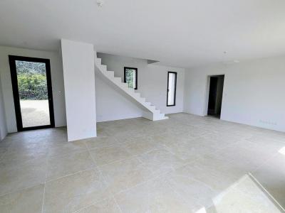 For sale Lourmarin 5 rooms 116 m2 Vaucluse (84160) photo 2