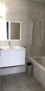 For rent Vallauris 1 room 30 m2 Alpes Maritimes (06220) photo 4