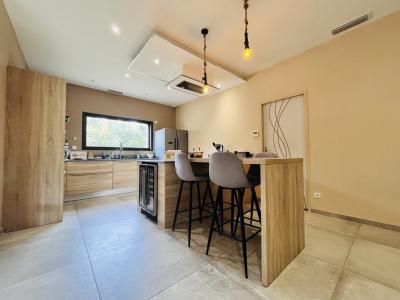 For sale PROCHE CENTRE VILLAGE 5 rooms 149 m2 Gard (30430) photo 3