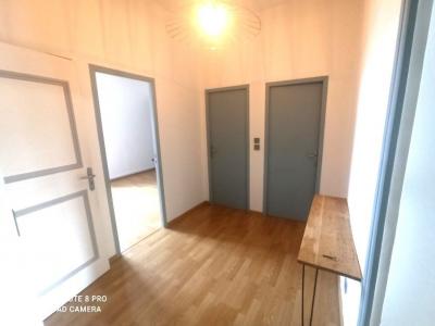 For sale 3 rooms 77 m2 Loire (42400) photo 1