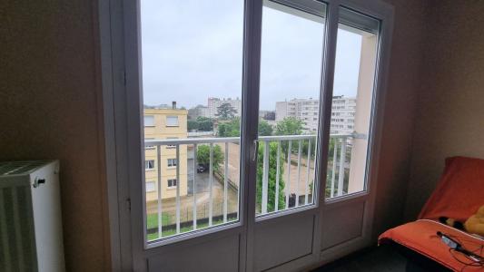 For sale 2 rooms 51 m2 Ain (01000) photo 4