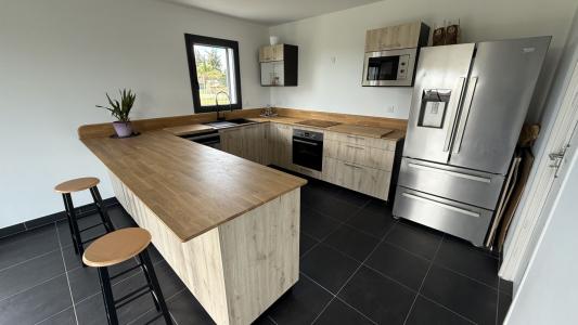 For sale 4 rooms 98 m2 Herault (34210) photo 2