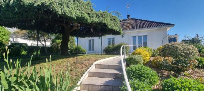 For sale 4 rooms 110 m2 Loir et cher (41100) photo 0