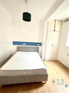 For rent Clichy 2 rooms 38 m2 Hauts de Seine (92110) photo 2