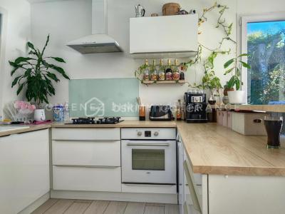 For sale Six-fours-les-plages 4 rooms 80 m2 Var (83140) photo 3