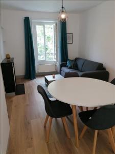 For rent Paris-11eme-arrondissement 2 rooms 36 m2 Paris (75011) photo 0