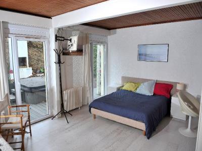For rent Pessac 1 room 25 m2 Gironde (33600) photo 0