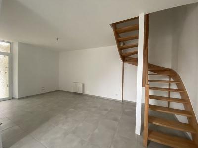 Louer Maison 58 m2 Boisset-les-montrond