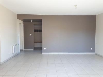 Louer Appartement 66 m2 Chambeon