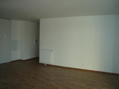 For rent Petit-quevilly 3 rooms 71 m2 Seine maritime (76140) photo 2