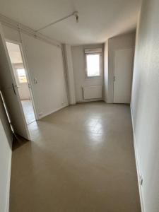 Louer Appartement Neuville-sur-saone 593 euros