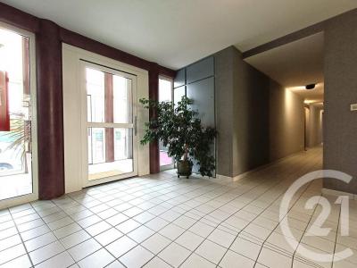 For sale Limoges 2 rooms 47 m2 Haute vienne (87000) photo 1