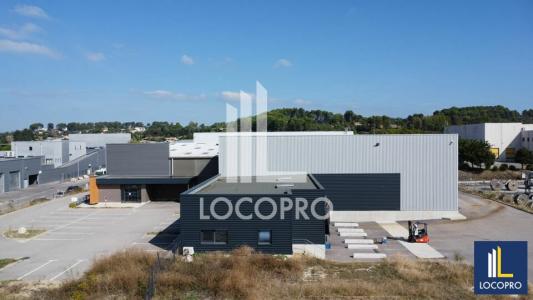 Louer Commerce 4800 m2 Milles
