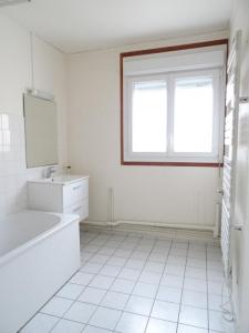 For rent Tonnerre 5 rooms 90 m2 Yonne (89700) photo 1