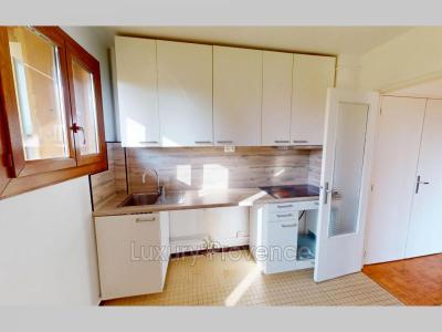 For sale Gardanne 5 rooms 92 m2 Bouches du Rhone (13120) photo 3