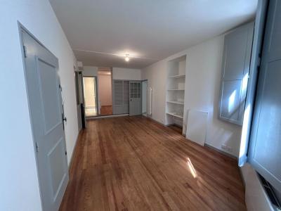 For rent Avignon 1 room 38 m2 Vaucluse (84000) photo 1