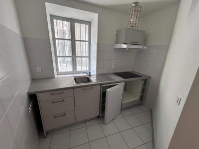 For rent Avignon 1 room 38 m2 Vaucluse (84000) photo 2