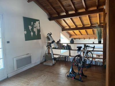 For sale Cadillac-en-fronsadais 4 rooms 168 m2 Gironde (33240) photo 3