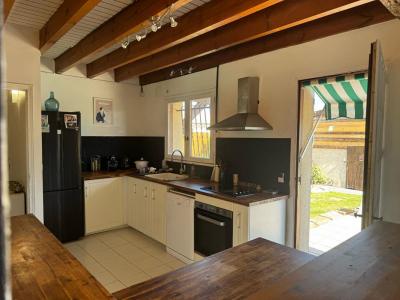 For sale Cadillac-en-fronsadais 4 rooms 168 m2 Gironde (33240) photo 4