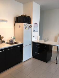 For sale Begles 3 rooms 57 m2 Gironde (33130) photo 2