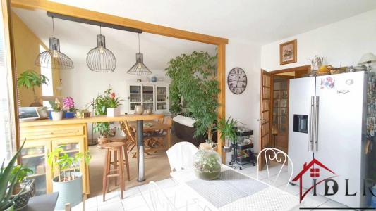 For sale Oyonnax 5 rooms 175 m2 Ain (01100) photo 0