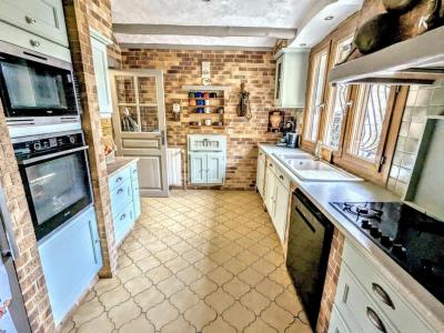For sale Lauris 7 rooms 230 m2 Vaucluse (84360) photo 4