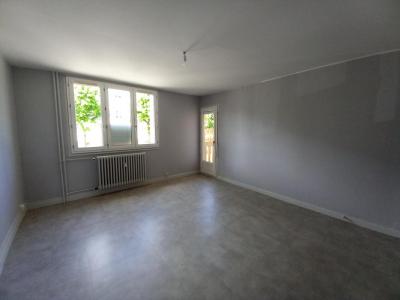 For rent Paray-le-monial 4 rooms 67 m2 Saone et loire (71600) photo 1