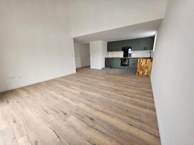 For rent Cenon 4 rooms 88 m2 Gironde (33150) photo 1