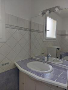 Louer Maison Six-fours-les-plages 1200 euros