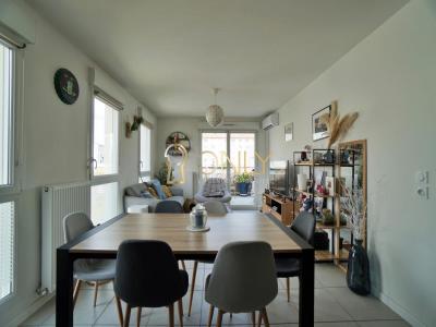 For sale Venissieux 3 rooms 62 m2 Rhone (69200) photo 3