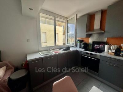 For rent Toulon 3 rooms 46 m2 Var (83100) photo 2